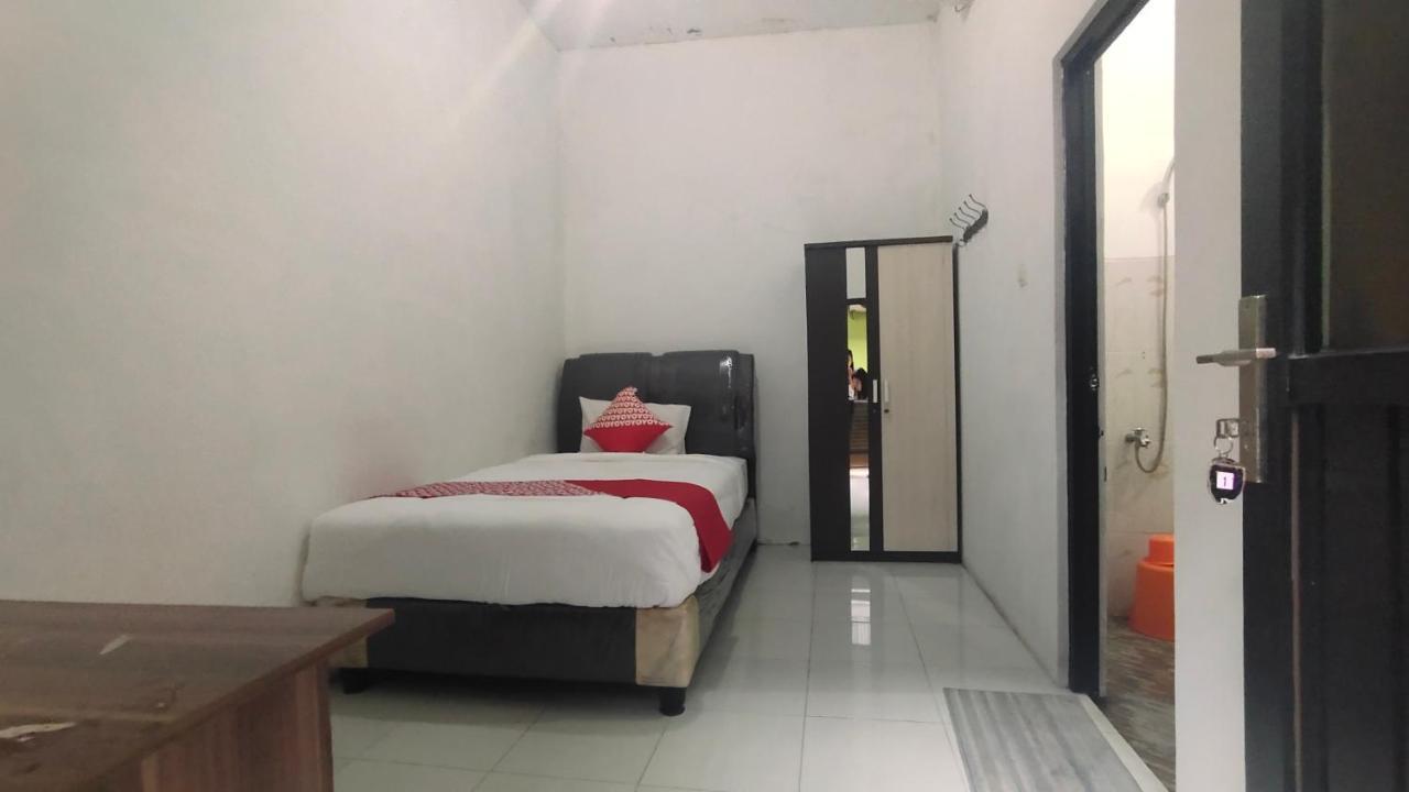 Hotel Oyo 90157 Griya Andon Syariah Cirebon Exterior foto
